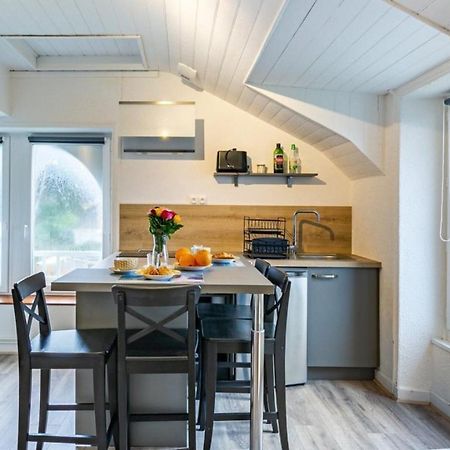 Appartement A Cote Du Port De Ploumanac'H 佩罗斯－吉雷克 外观 照片
