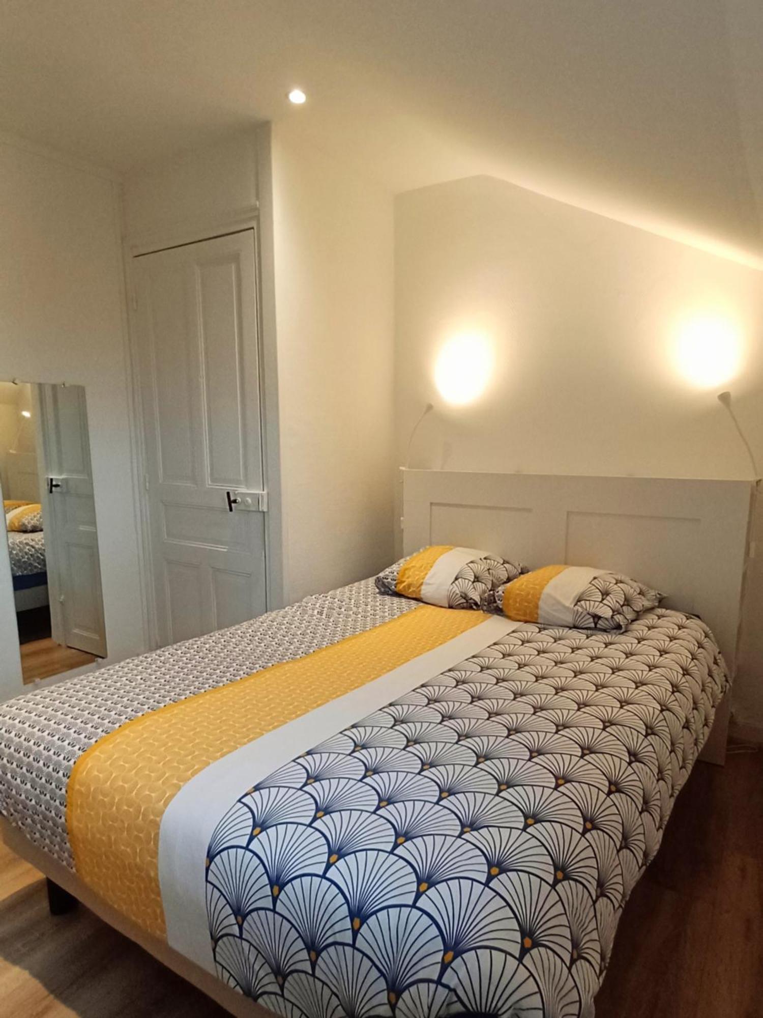 Appartement A Cote Du Port De Ploumanac'H 佩罗斯－吉雷克 外观 照片